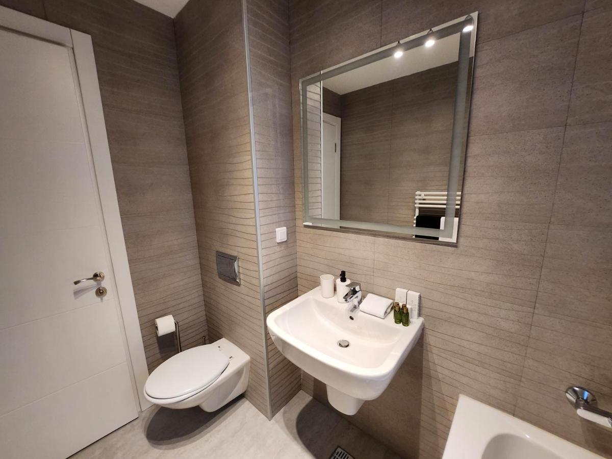 Grand Look & Best Location For Business On Bucureşti Eksteriør bilde