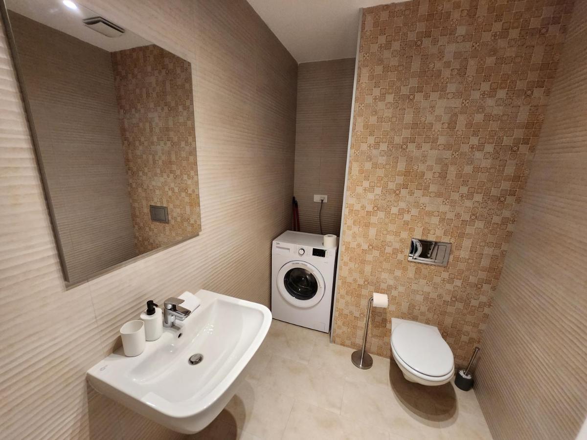 Grand Look & Best Location For Business On Bucureşti Eksteriør bilde